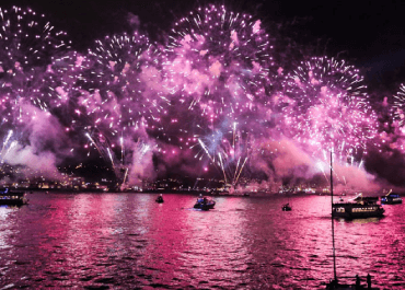 New Year Cruise on Bosphorus, All Inclusive: Turkish Night, Dinner & DJ Party in Istanbul - 2027