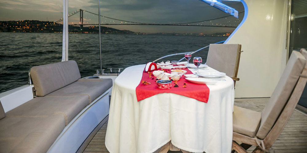 private bosphorus cruise tour with lunch and tour guide on yacht
