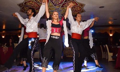 istanbul-package-tour-bosphorus-dinner-cruise-2